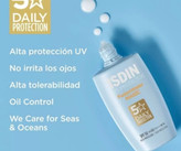 ضد آفتاب فیوژن واتر مجیک ایزدین بی رنگ SPF50 حجم 50 میل